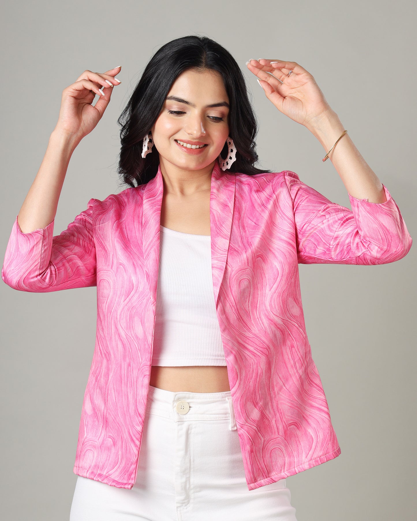Boost Your Style With This Versatile Women's Jacket