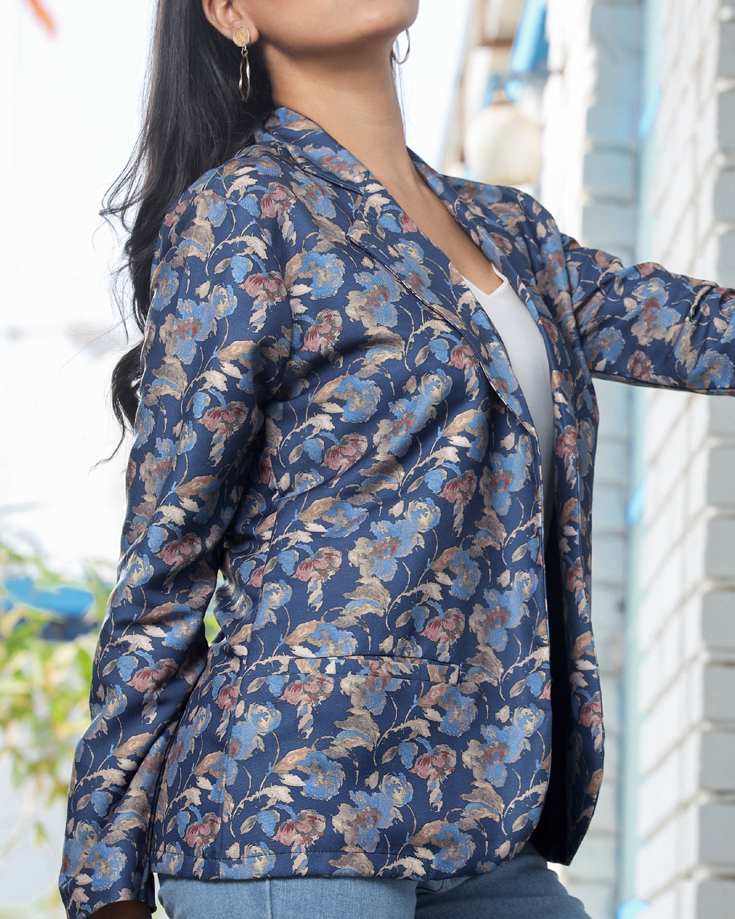 Craft Your Perfect Fit: Women's Floral Jacket