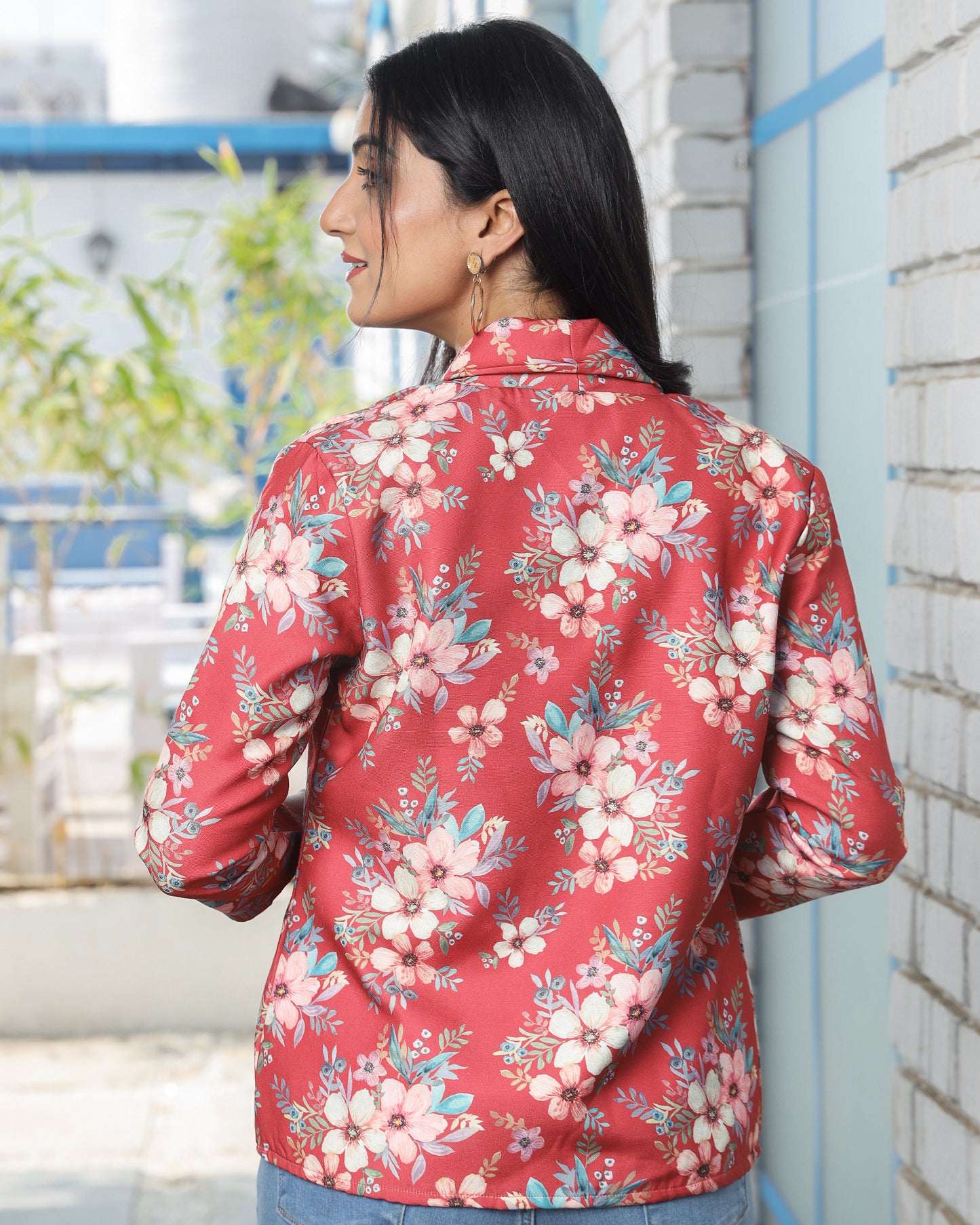 Level Up Your Look: Vintage Floral Women's Jacket