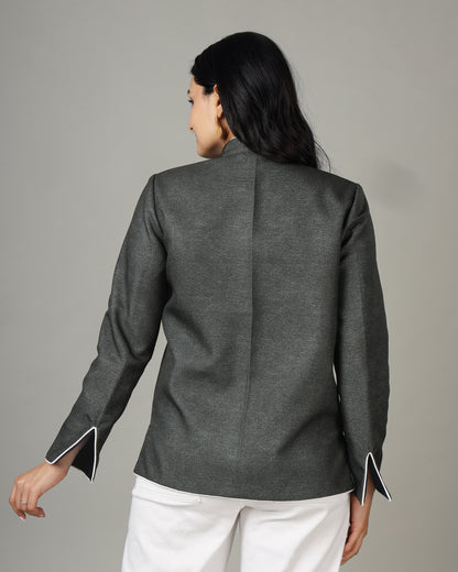 Slay the Streets in Our Deniim-Inspired Women's Jacket
