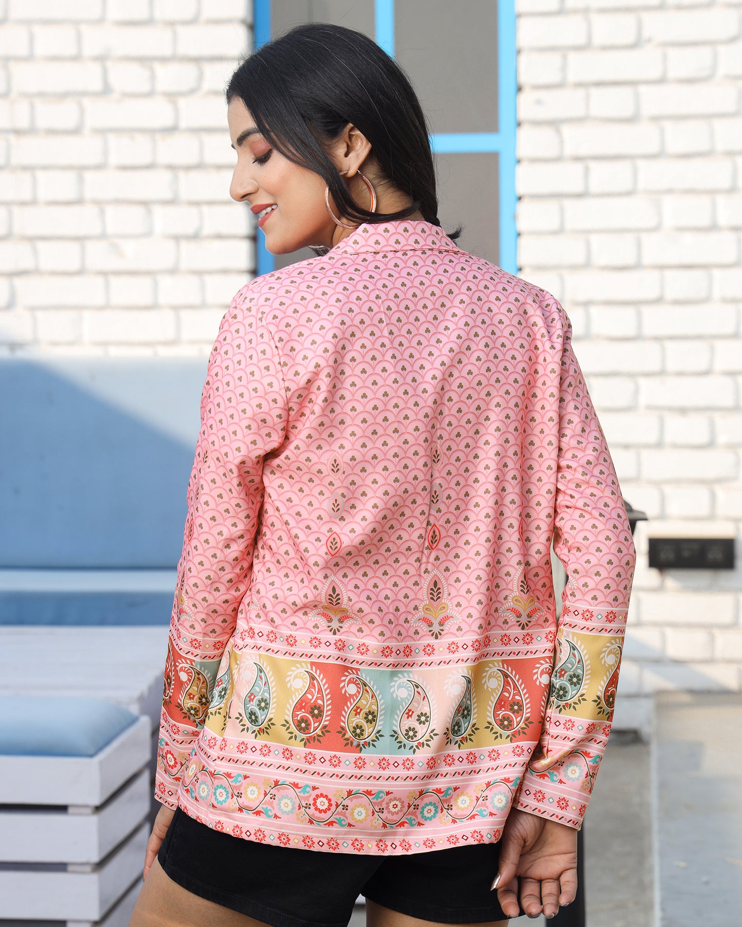 Celebrate Individuality: Women's Cultural Ethnic Jacket