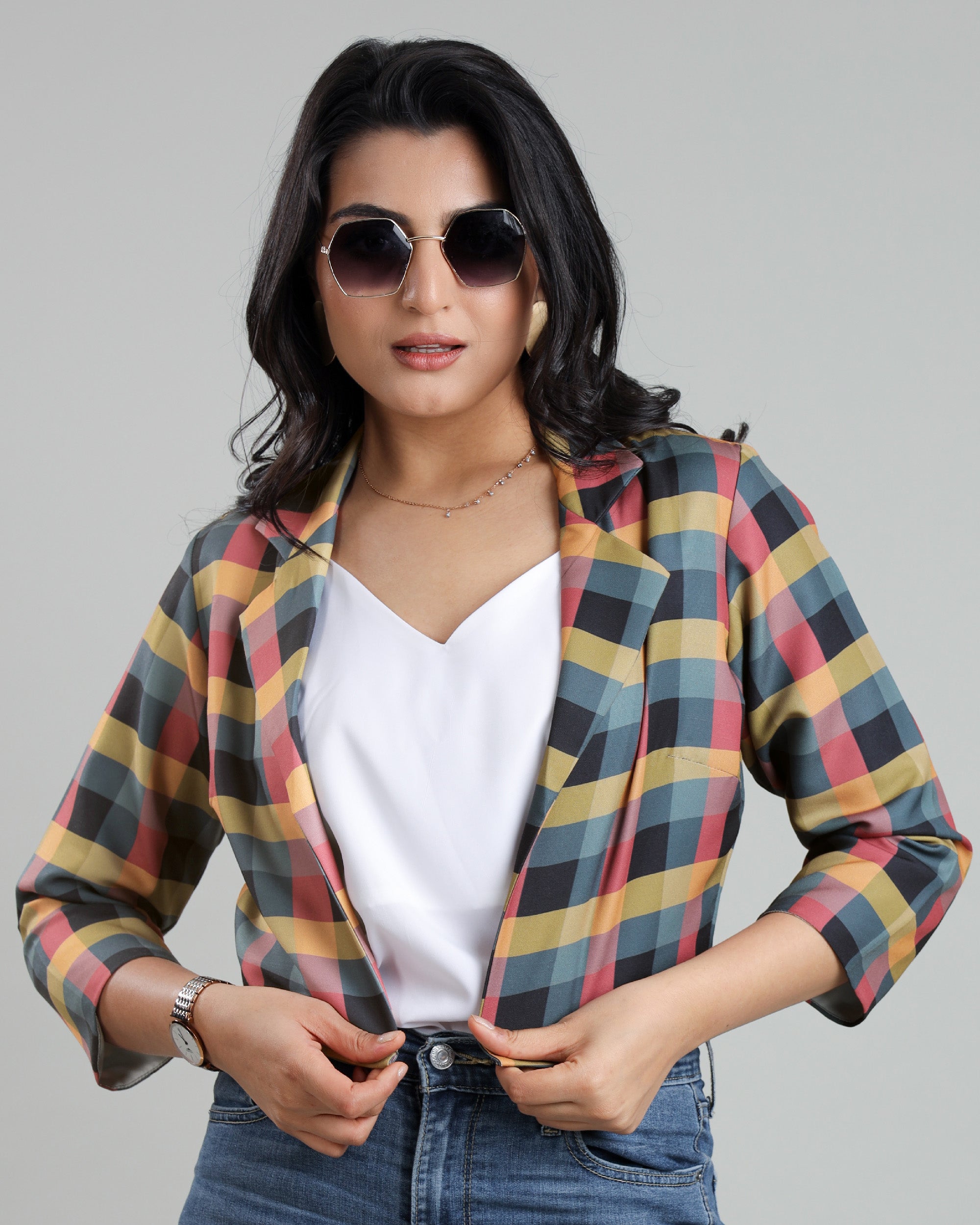 Denim Jackets For Women: Deepika Padukone To Priyanka Chopra, Ascertain The  Way Of Styling Them This Winter Season