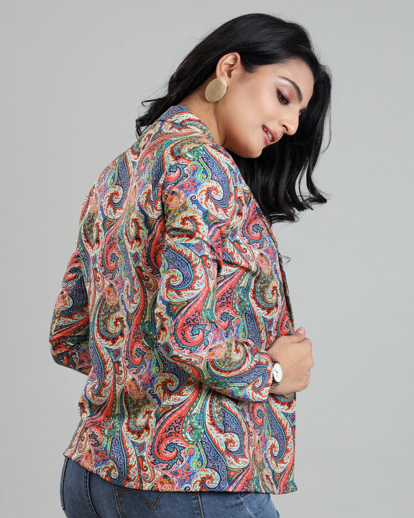 Elevate Your Wardrobe: Signature Chic Jacket – Fabcurate