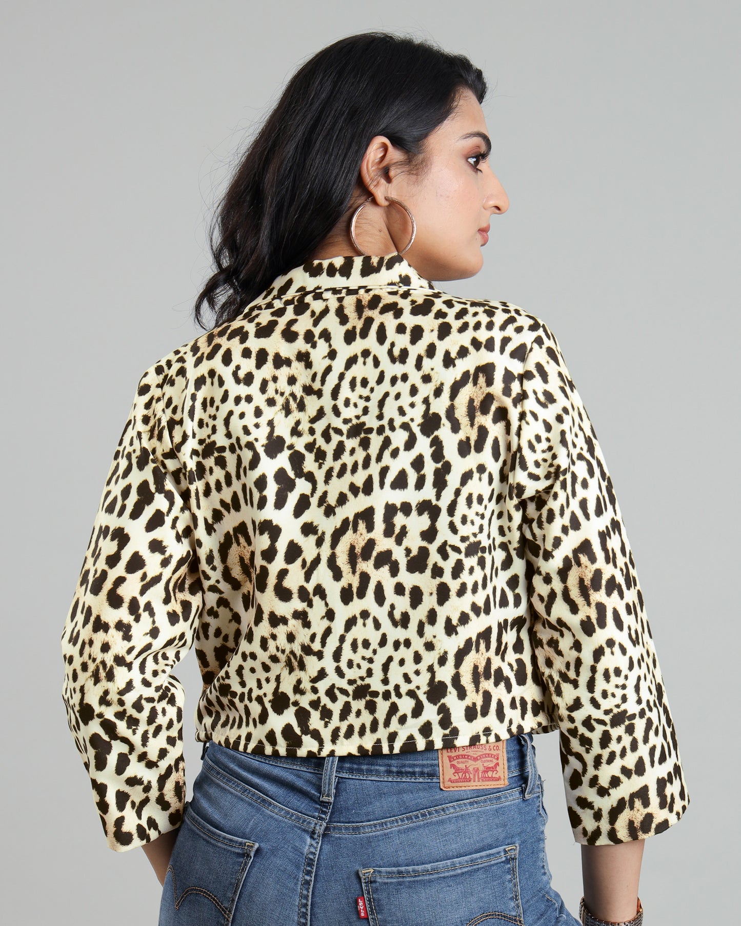 Safari Style: Natural-Inspired Jacket For Women's