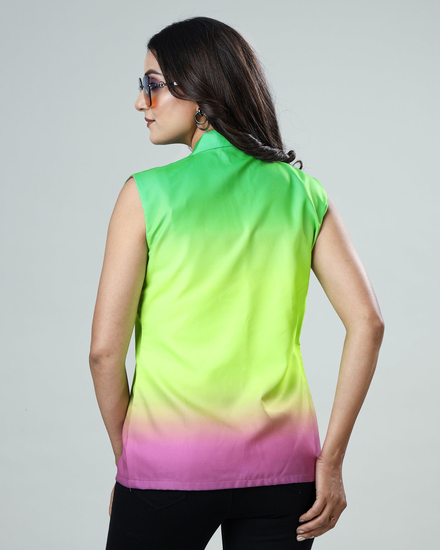 The Ombre Look: Women's Sleeveless Jacket