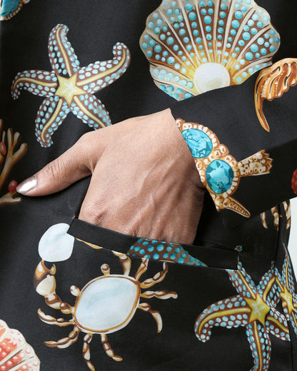 Dive into Dreams: The Unique Women's Aqua Jacket