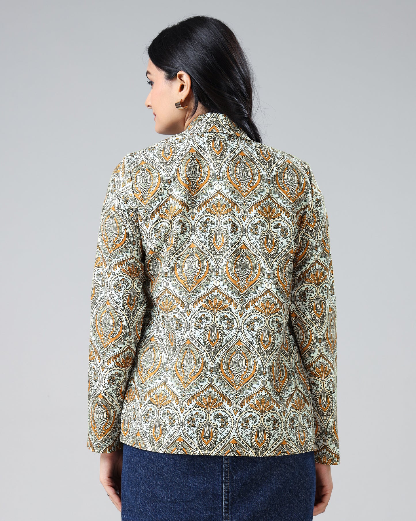 Rock the Retro Vibe: Trendy Paisley Jacket