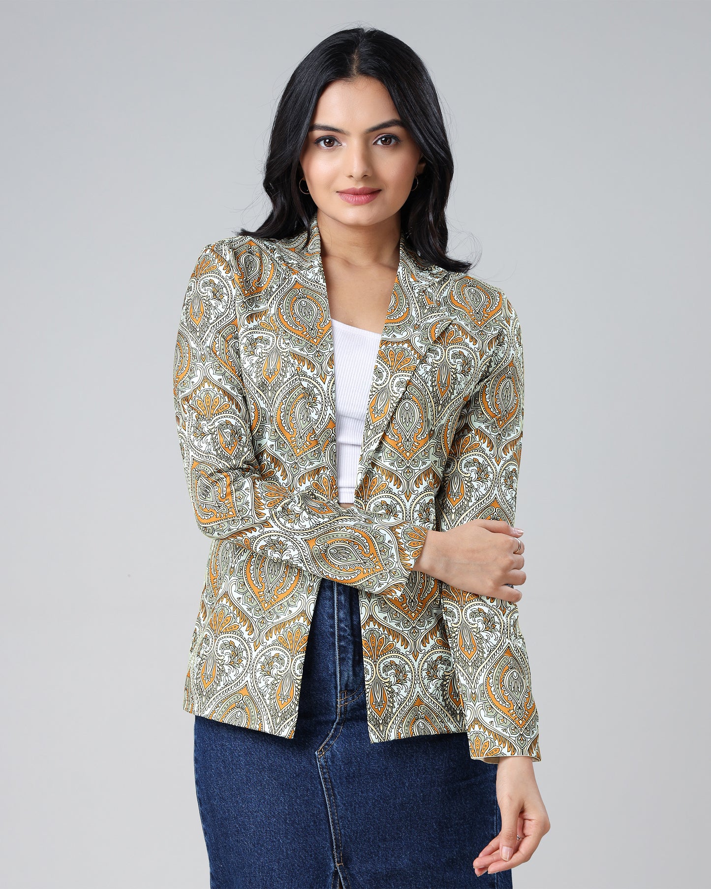 Rock the Retro Vibe: Trendy Paisley Jacket