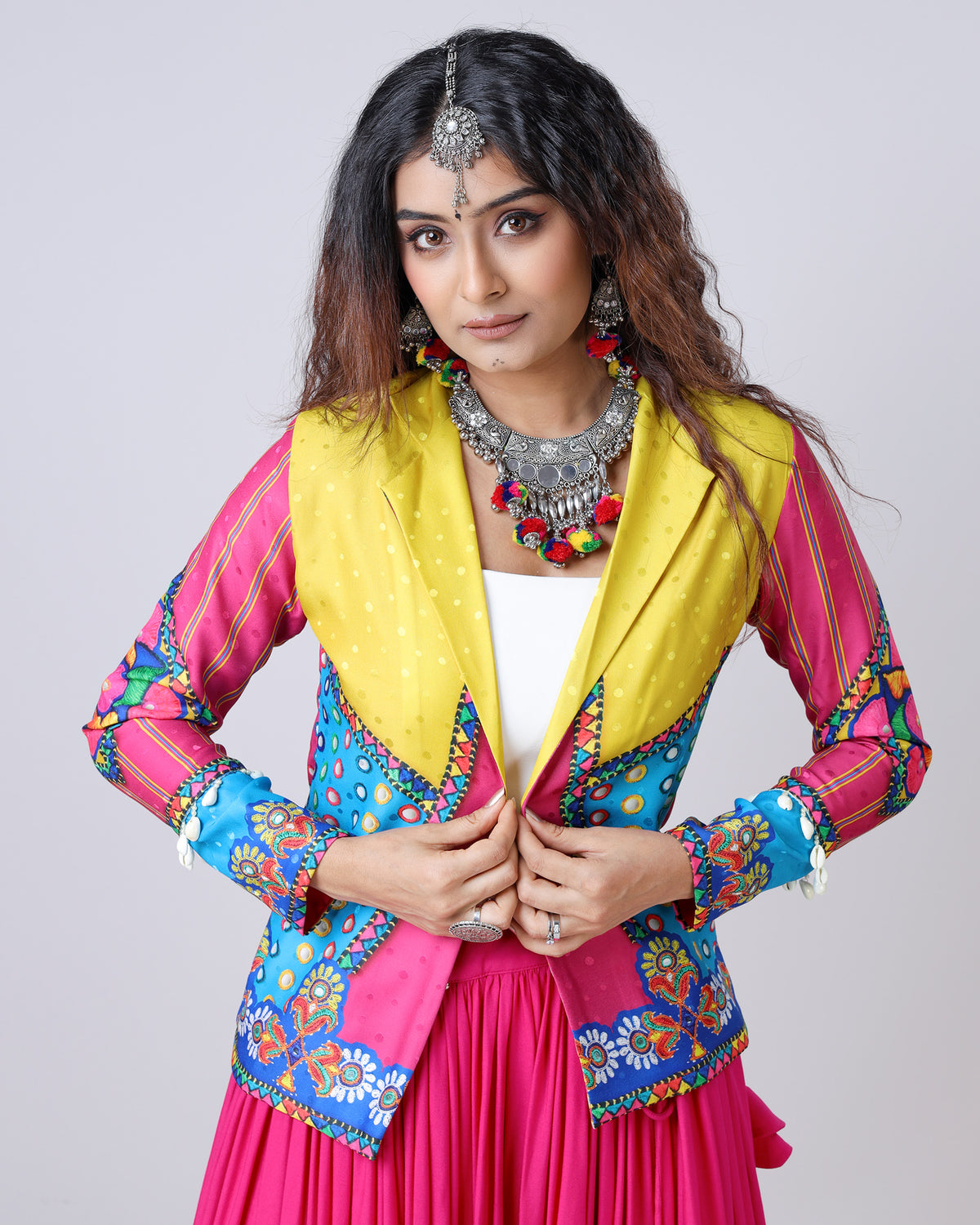 Navratri Edit: The #1 Selling Gamthi Lace Work Jacket