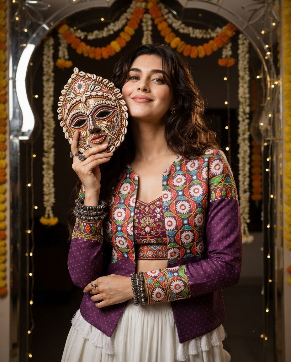 Navratri Edit: Stylish Gamthee Print Jacket For Women