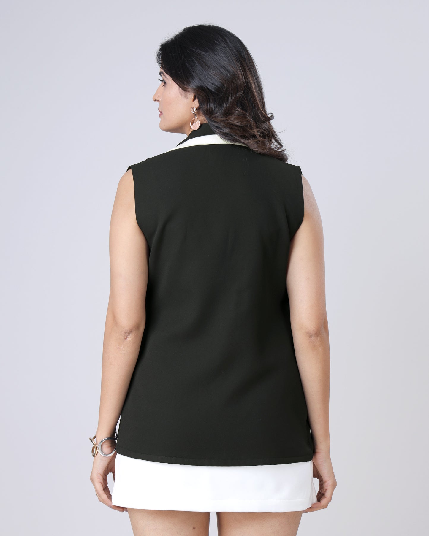 Color Block Edit : Black Sleeveless Women's Jacket