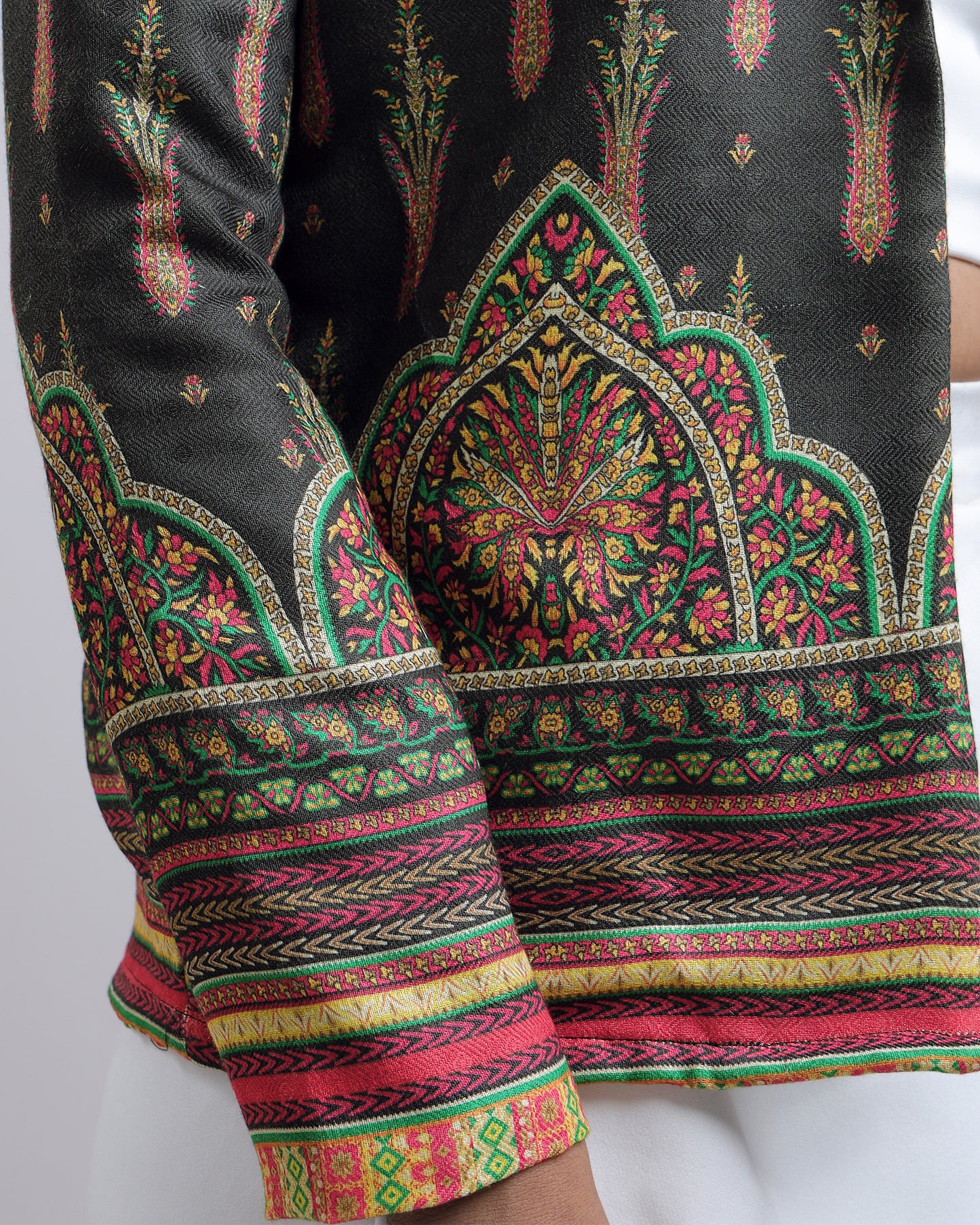 Feel The Edge: Prafacly Crafted Ethnic  Womens Jacket