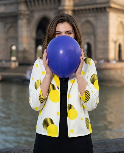 Instagram IT-Girl Yellow Polka Dot Jacket