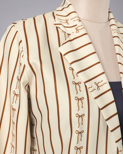 CityVibe Jacket - Smart Casual Essential with Eye-Catching Patterns