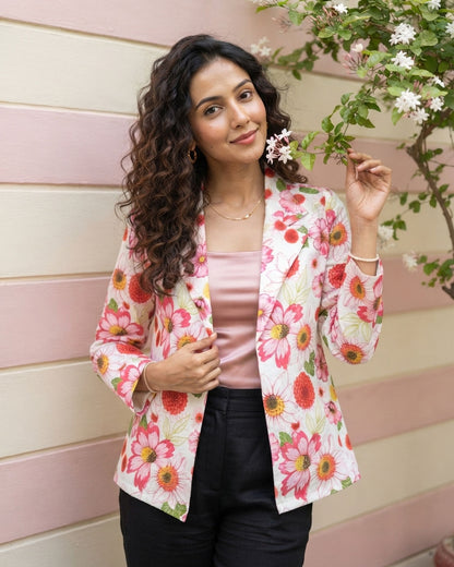 Filmy Fever Jacket | Turn Every Entrance Into A Scene