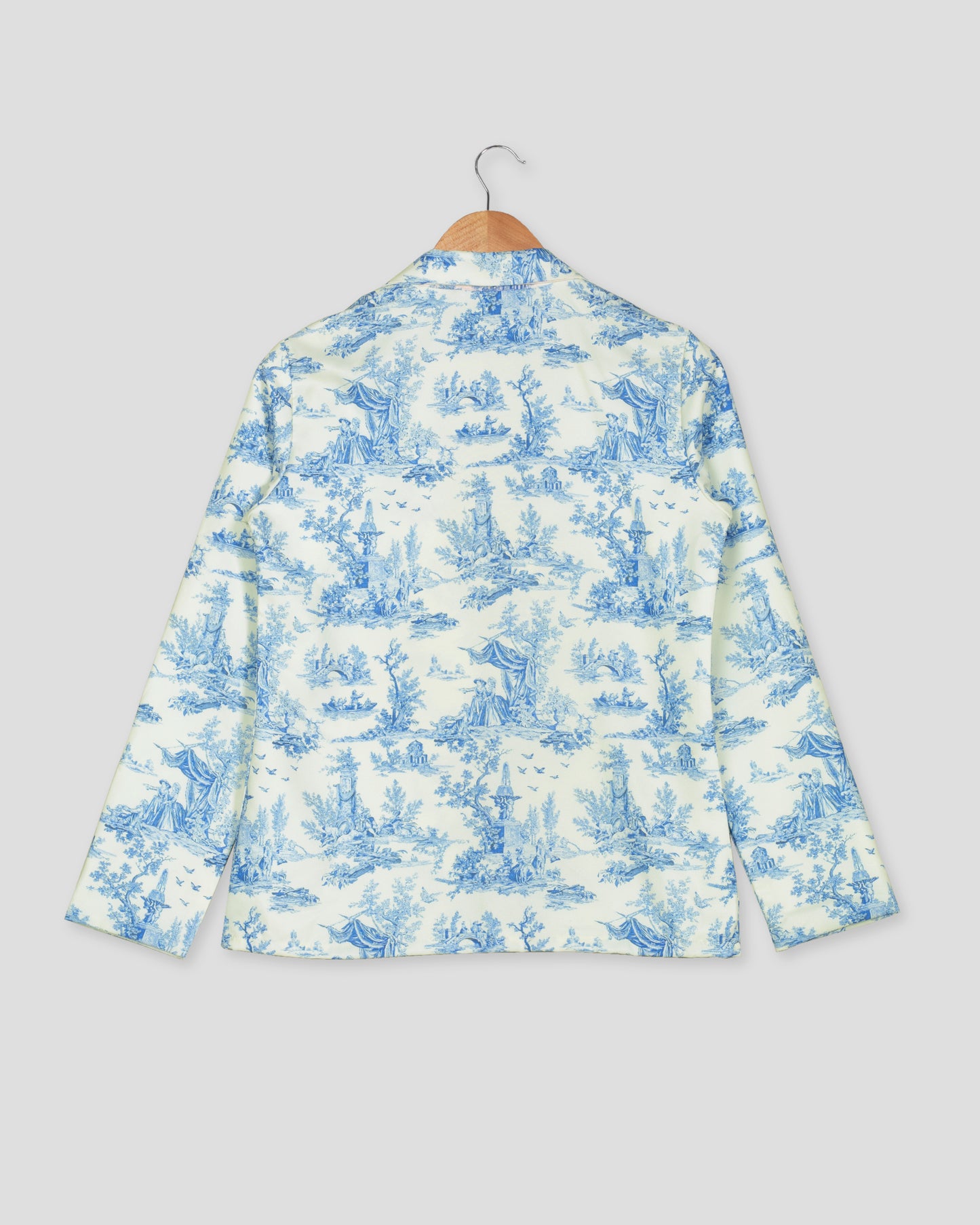 Spring's Chic Cover-Up: Women's Toile Print Jacket