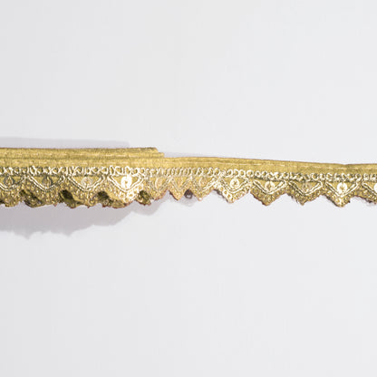Zardosi Embellished Golden Triangle Scalloped Lace (9 Mtr)