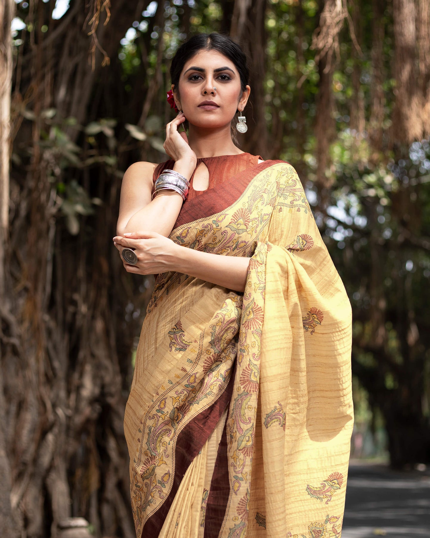Ecru Beige And Mahogany Red Kalamkrii Pattern Digital Print Art Tusser Silk Saree With Tassels
