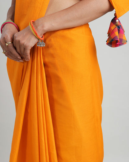 A Canvas for Creativity: The Soft Cotton Mulmul Saree