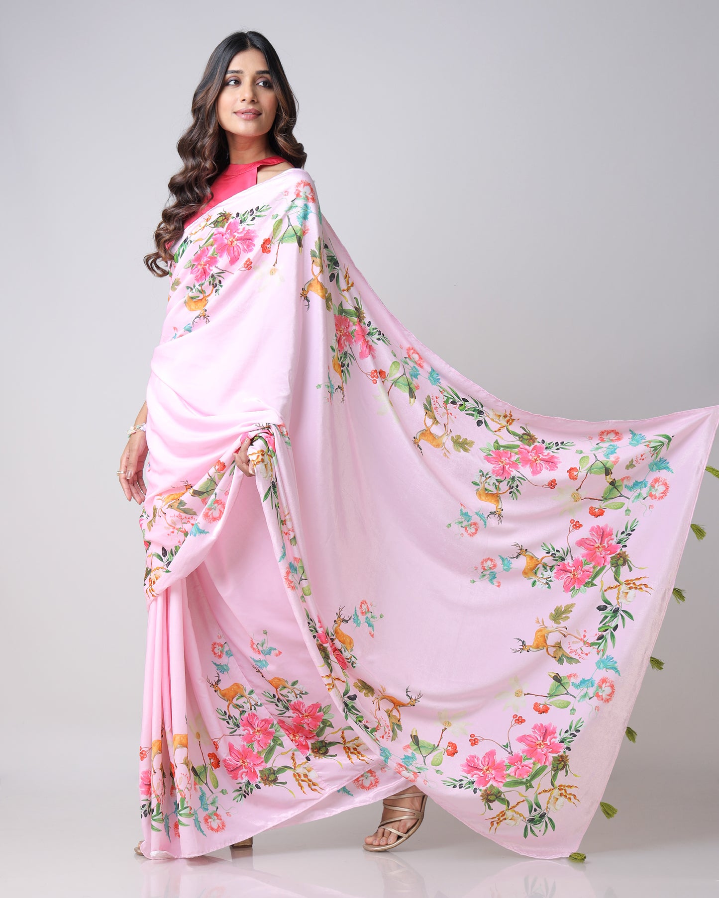 Velvet Pop: Blush Pink Floral Floral Premium Velvet Saree