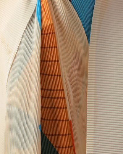 Festival Flair: The Ultimate Light Yellow Pleated Saree