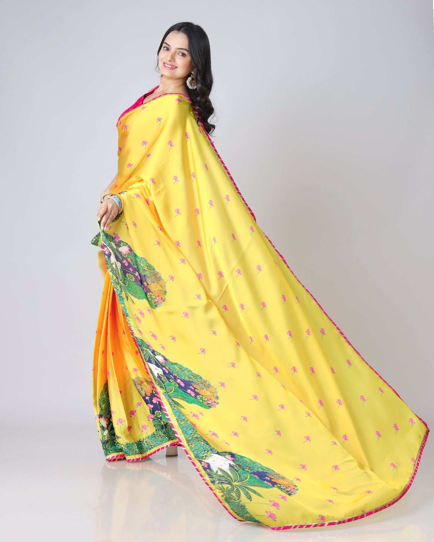 Luxurious Georgette Satin Saree Showcasing a Pichwaii Art