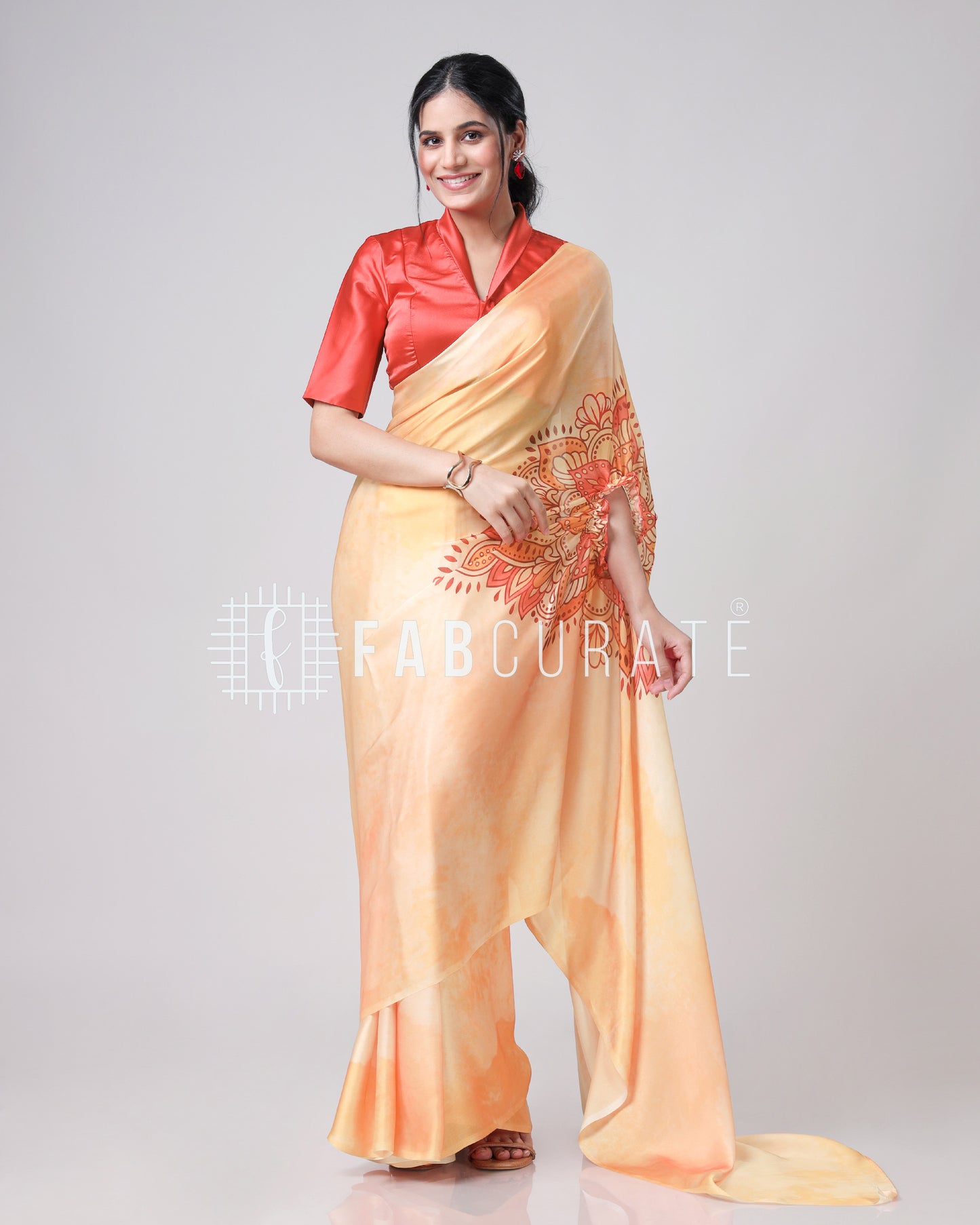 The Trendsetting Tie and Dye Mandalaa Freehand Saree By Fabcurate