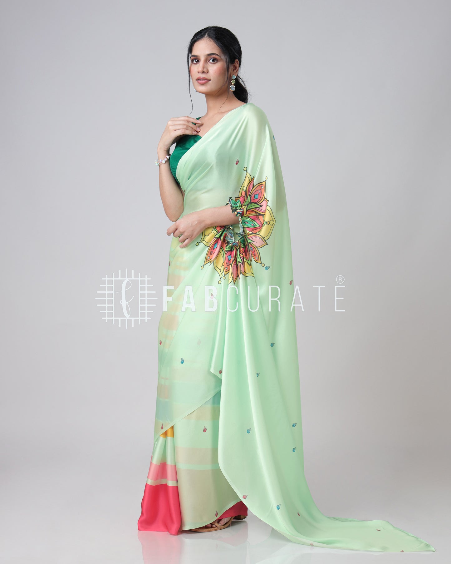 The Social Media Icon Mandalaa Stripes Freehand Saree By Fabcurate