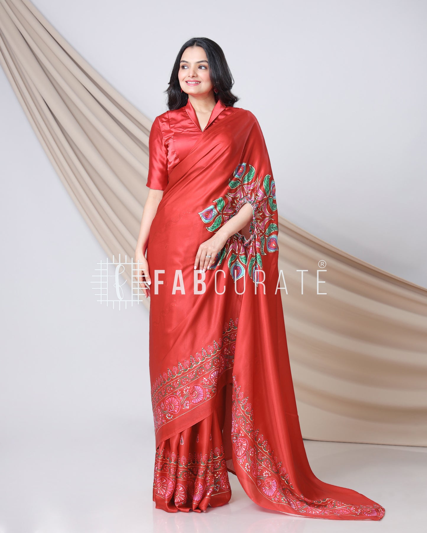 Easy Breezy Border -Golden Foil Work Freehand Saree