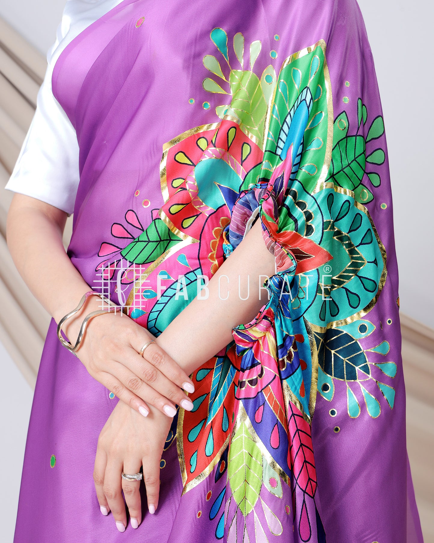 Viral Vibes Only - Golden Foil Work Freehand Saree