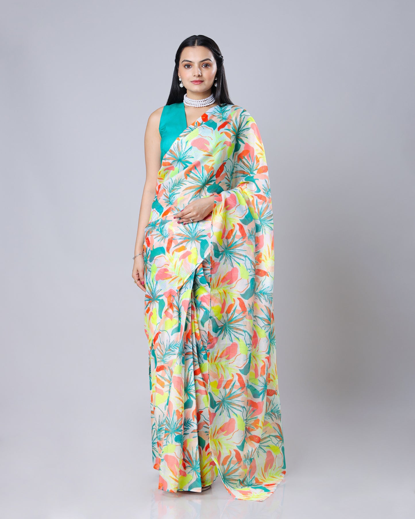 Neonika - The Saree That Brings Tradition Into The Spotlight
