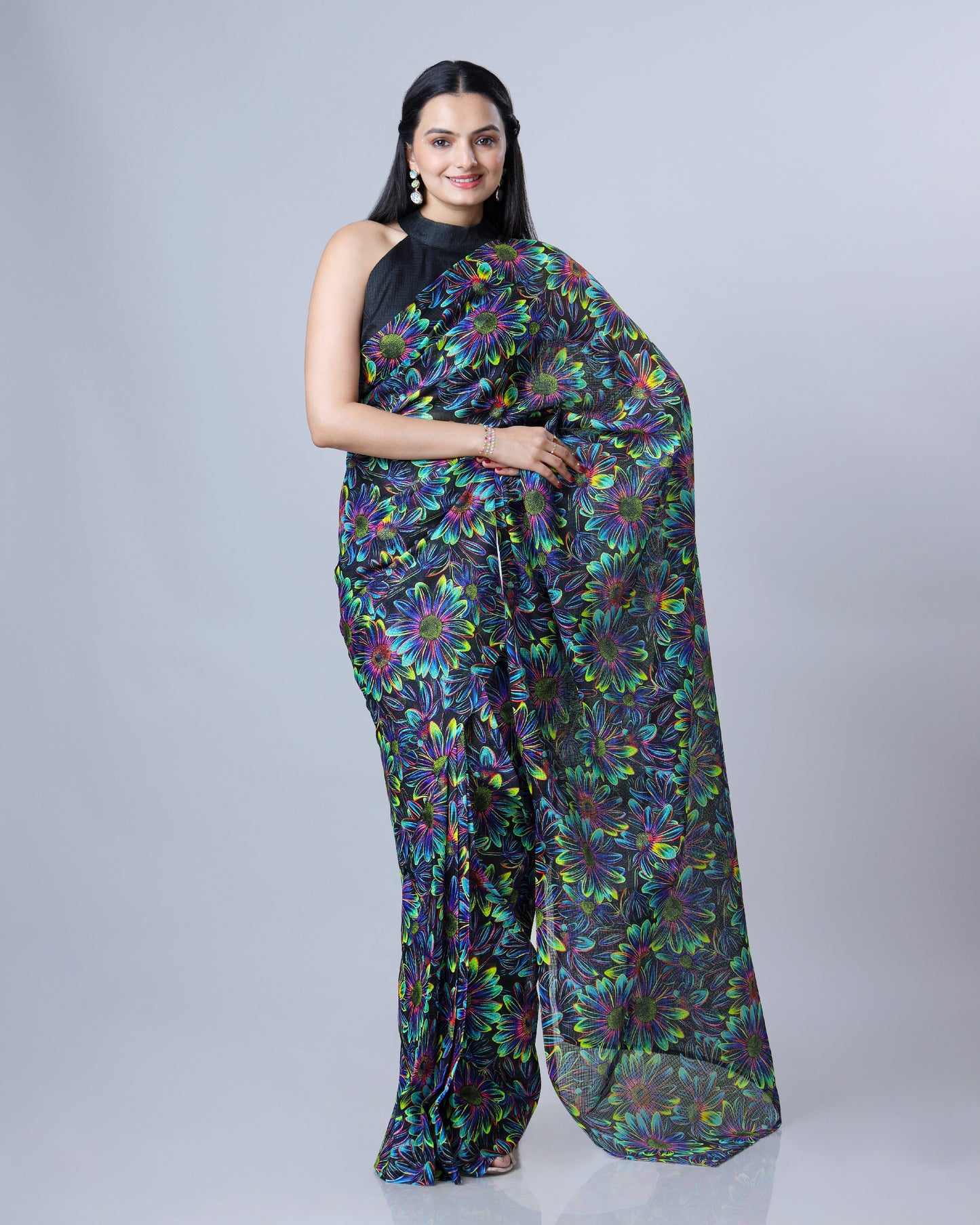 Neonika - The Saree That Brings Tradition Into The Spotlight