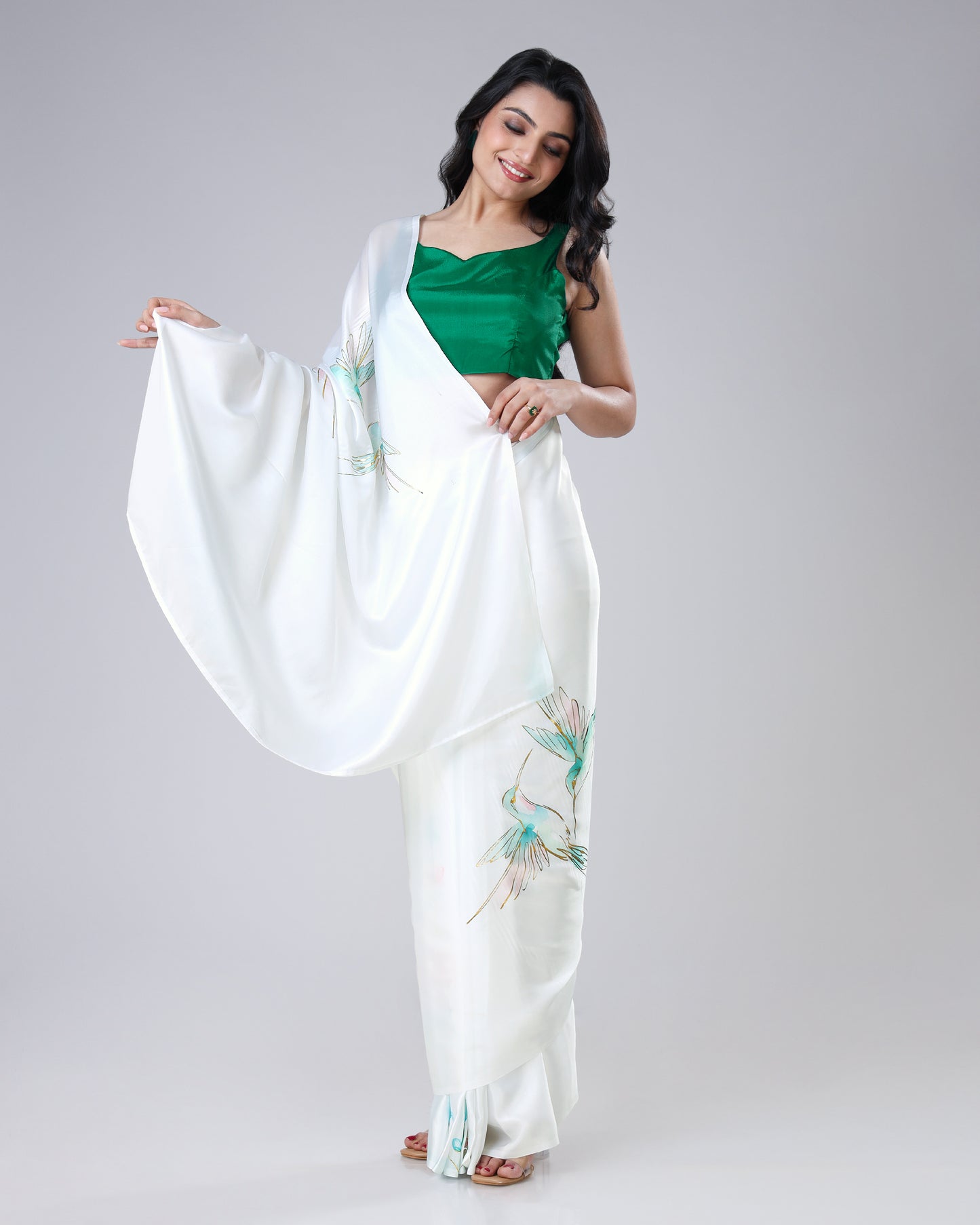 Page 3 Pick - Bollywood’s New Favorite Luxe Foil Work Saree