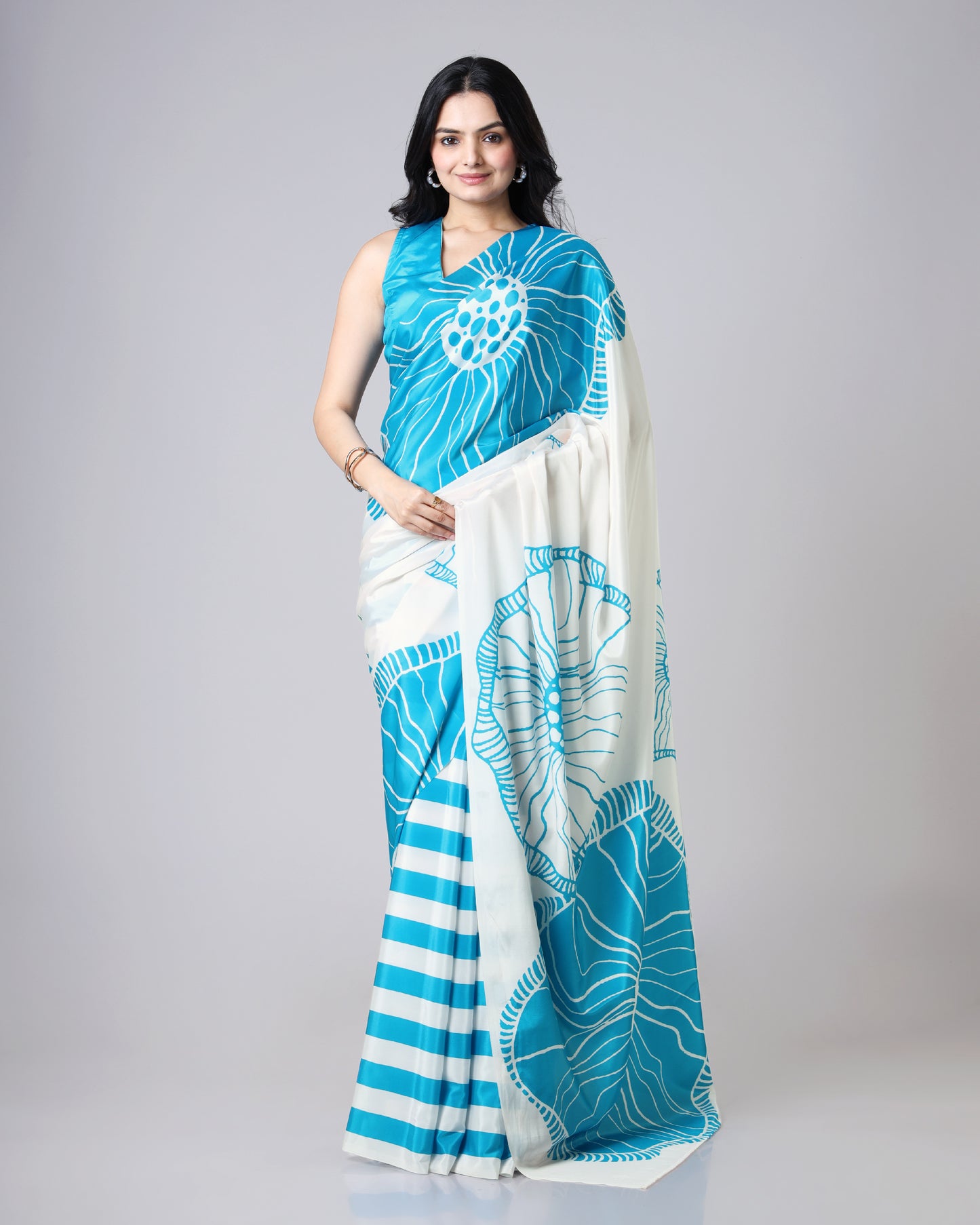 Closet Hack Unlocked 🔓 | 2-in-1 Saree | Save Space, Serve Looks