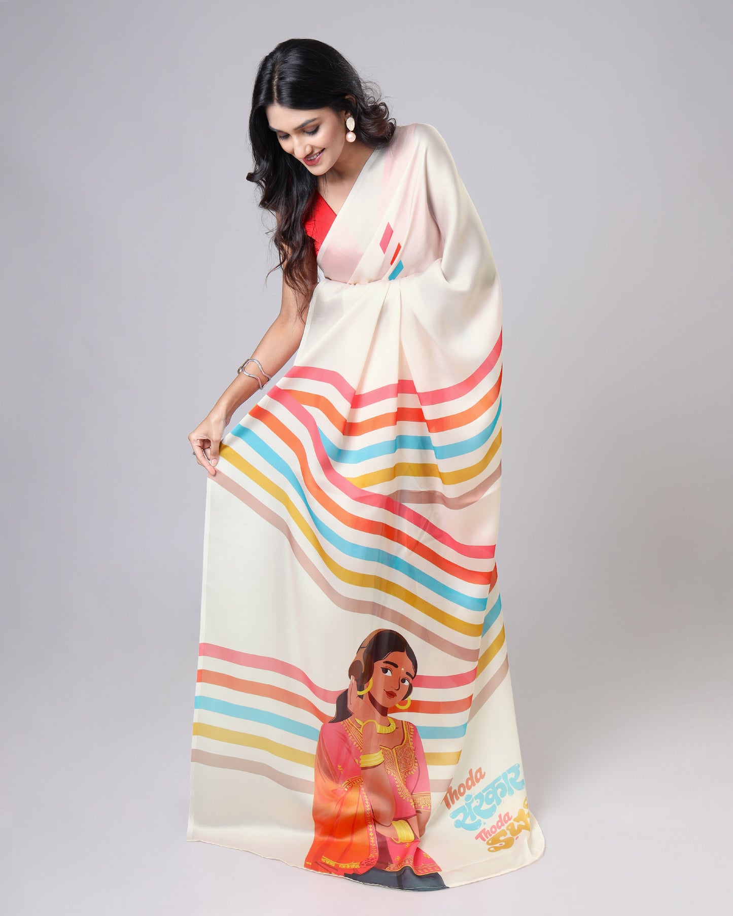 Trending Pick 🌸 Aura Flow Saree – Calm but Catchy