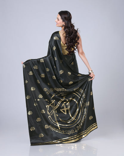 Premium Divine Art Gold Foil Edition Premium Saree ?