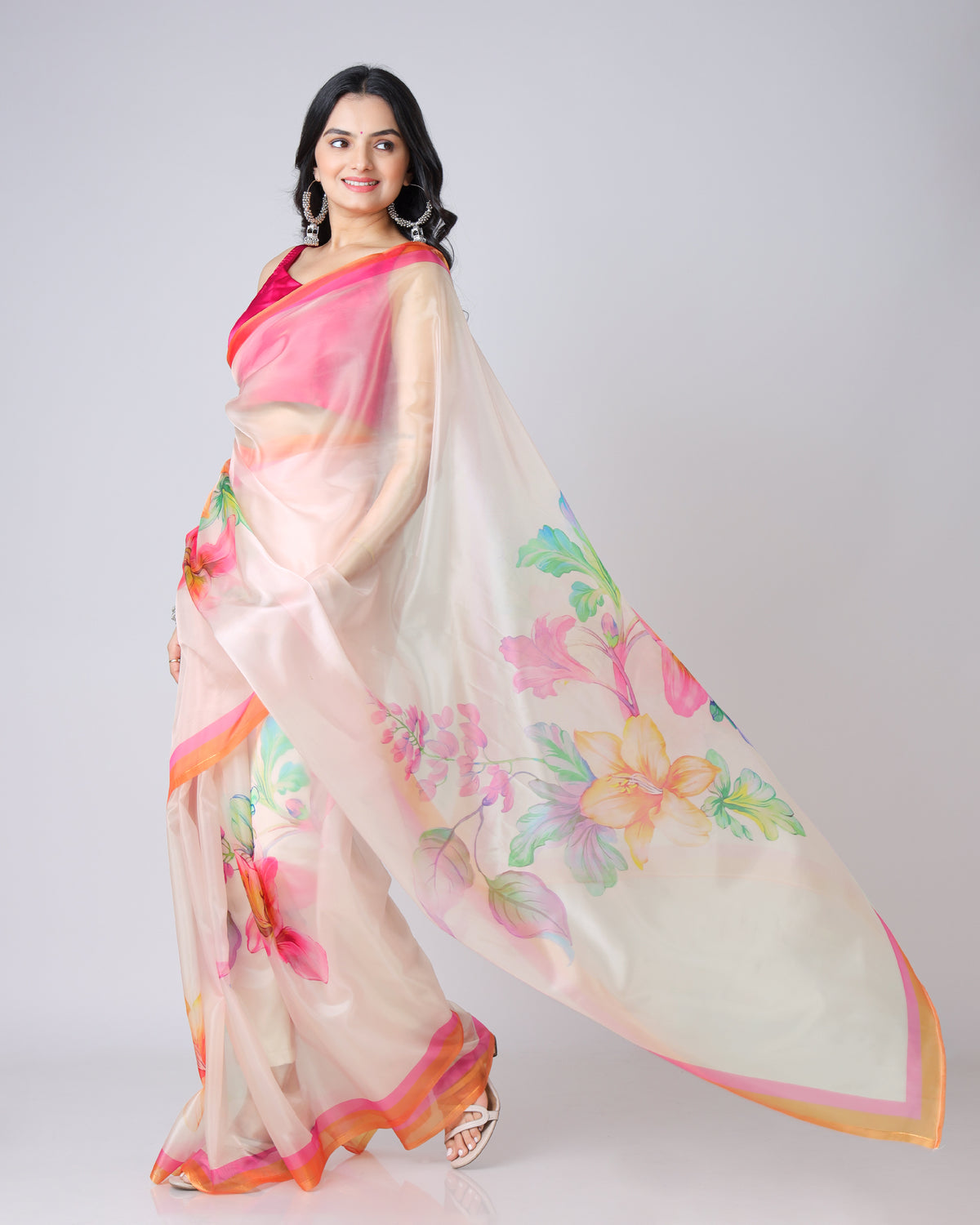 Floral Symphony Lightweight Organza Contrast Border Saree