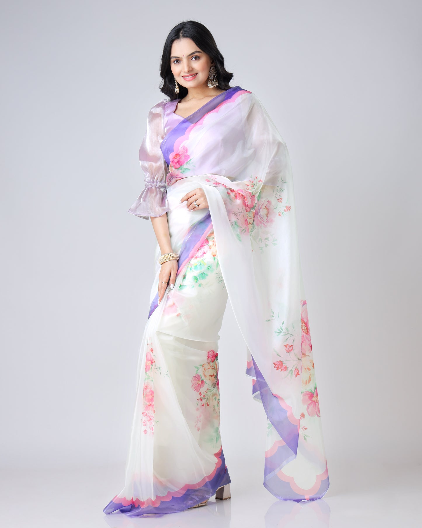 Delicate White Lightweight Organza Contrast Border Saree