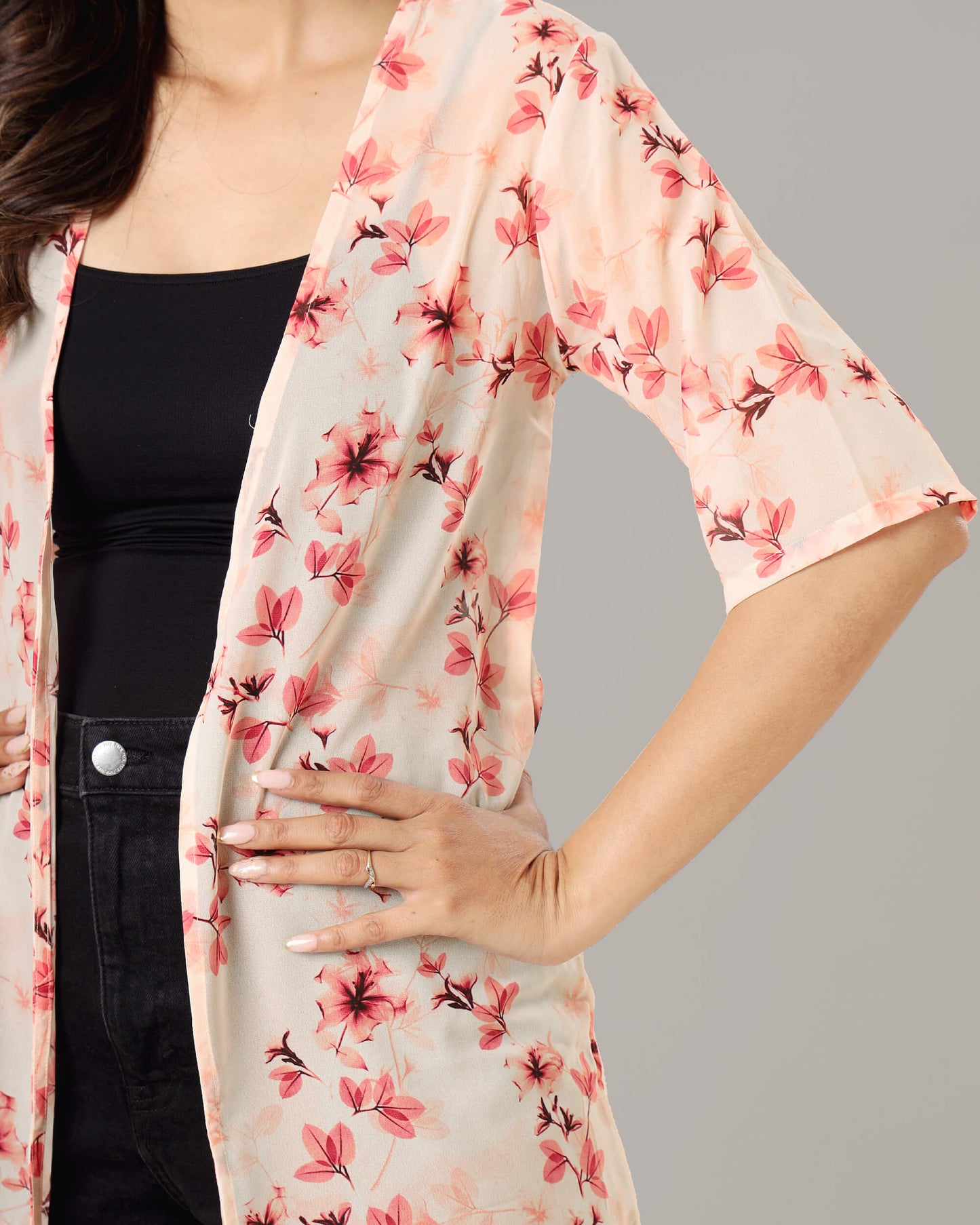 Lovely Floral Short Sleeve Shrug For Women