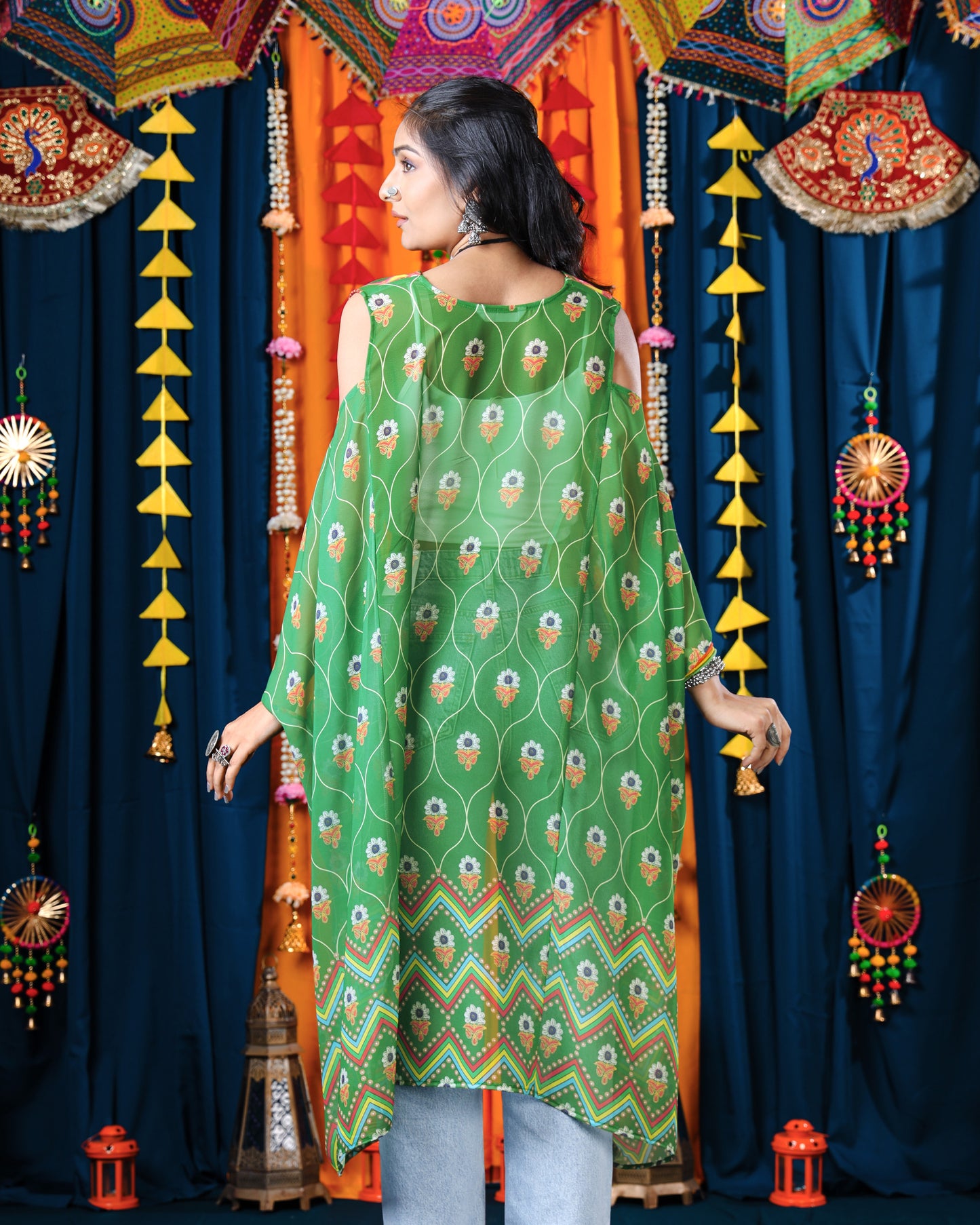 #ShrugTok - New Pattern, Full Festive