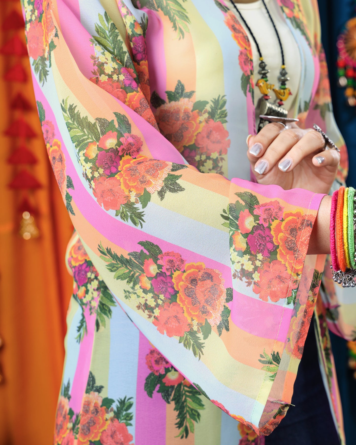 Jalwa Shrug 2025 - Viral Look, Desi Twist