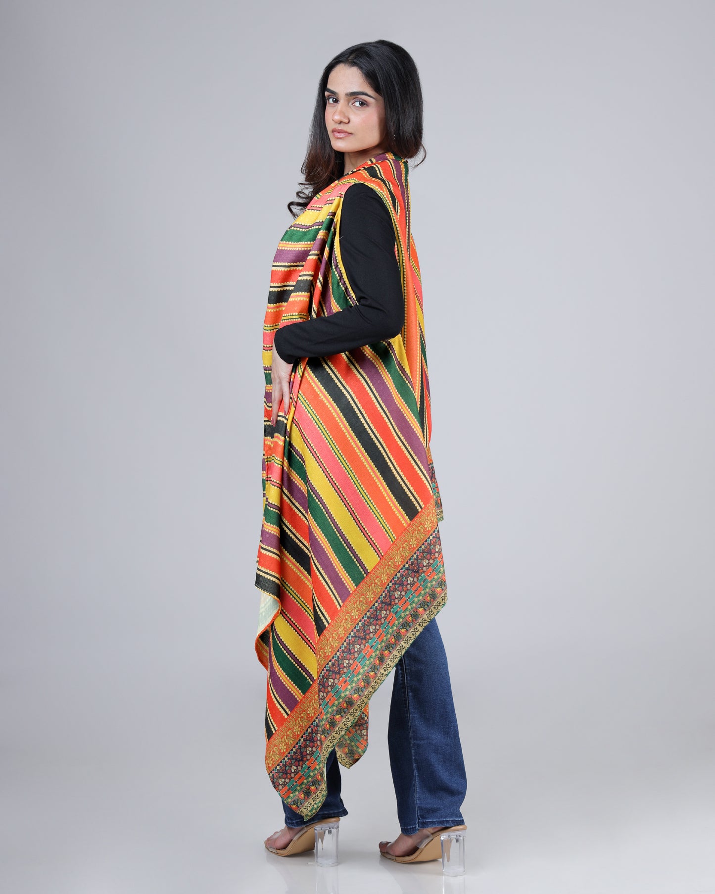 Outing Vibes – Pashmina Party Shawl Made for Viral Reels