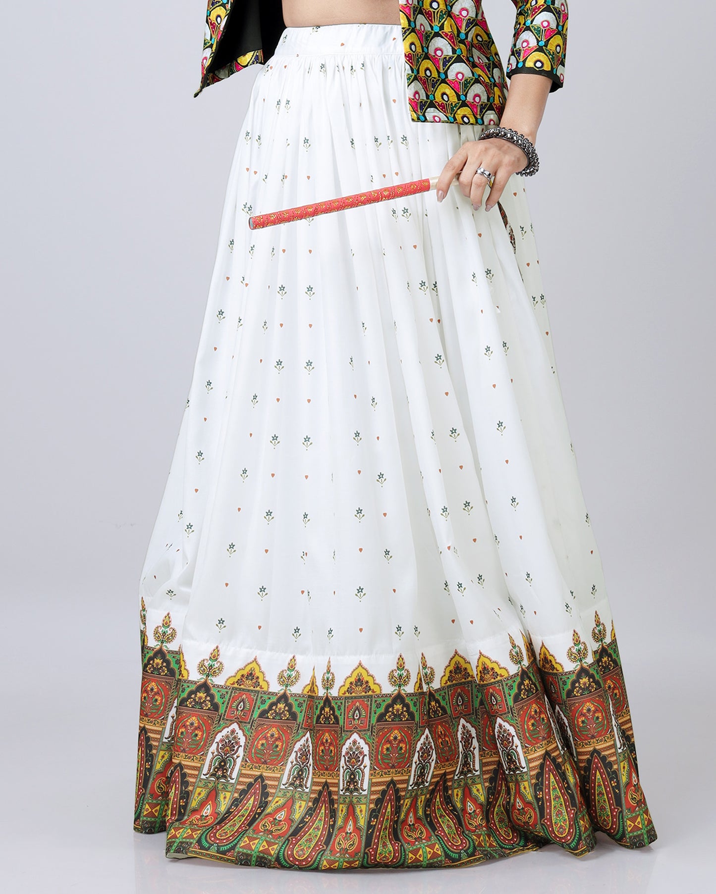 Festival Fresh: White Flared Lehenga With Rich Border