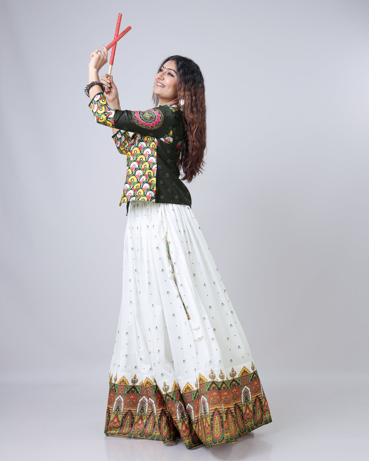 Festival Fresh: White Flared Lehenga With Rich Border