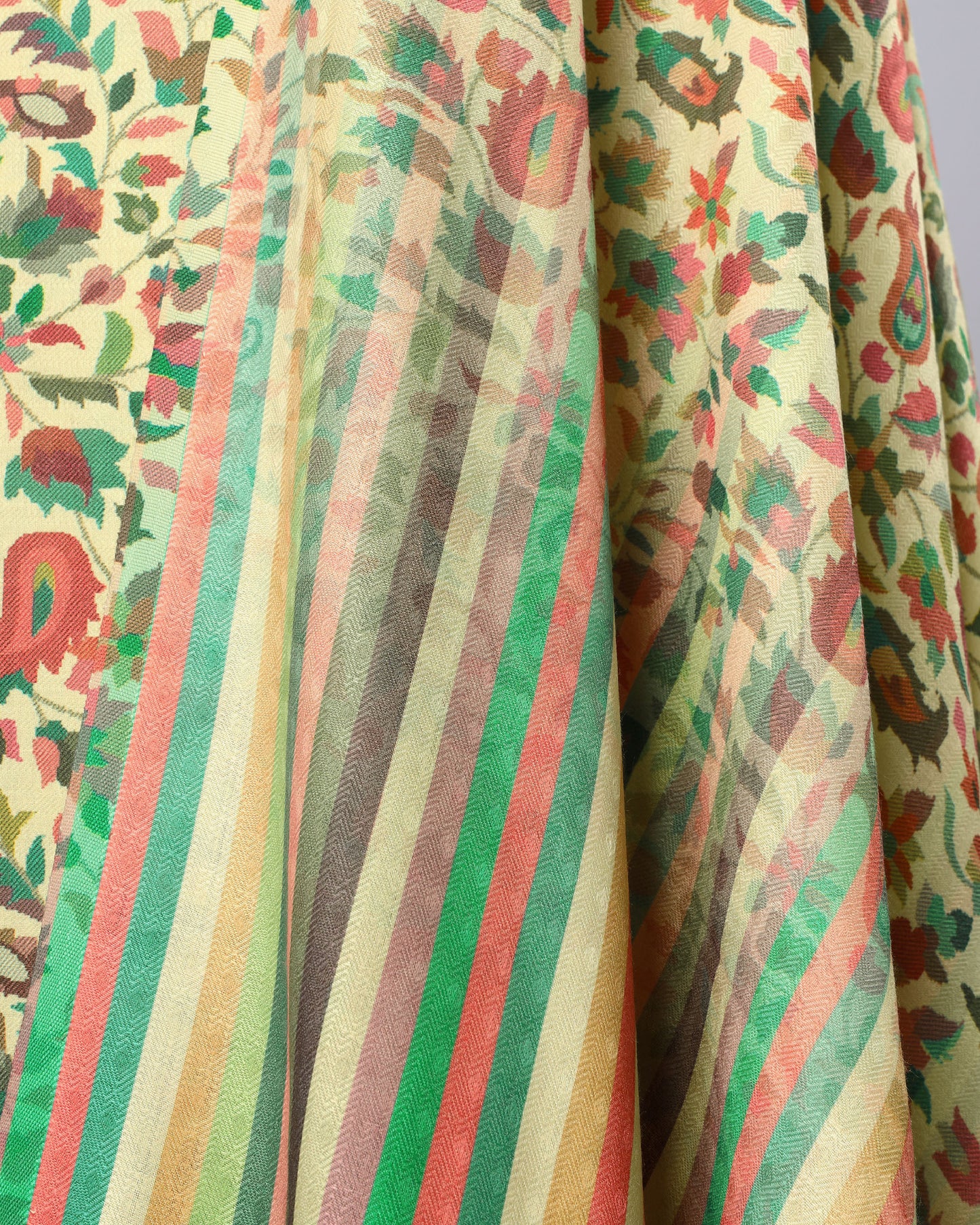 Exclusive 2 Piece Pashmina Unstiched Suit Set Feturing Kurta Dupatta