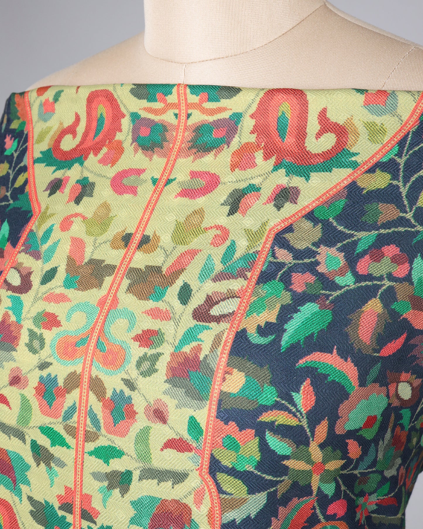 Exclusive 2 Piece Pashmina Unstiched Suit Set Feturing Kurta Dupatta