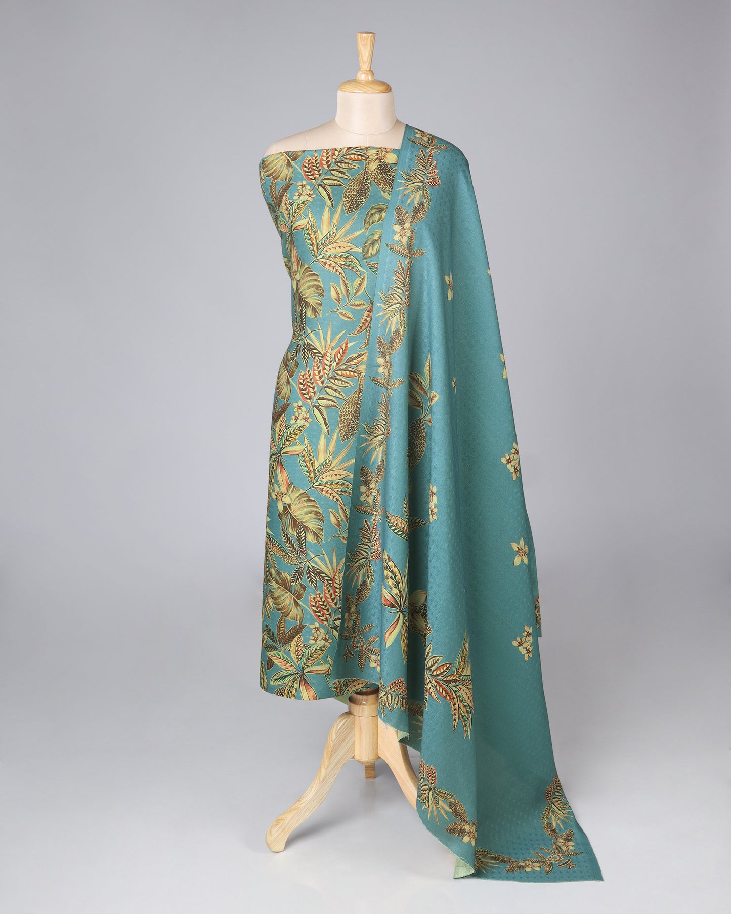 Exclusive 2 Piece Pashmina Unstiched Suit Set Feturing Kurta Dupatta