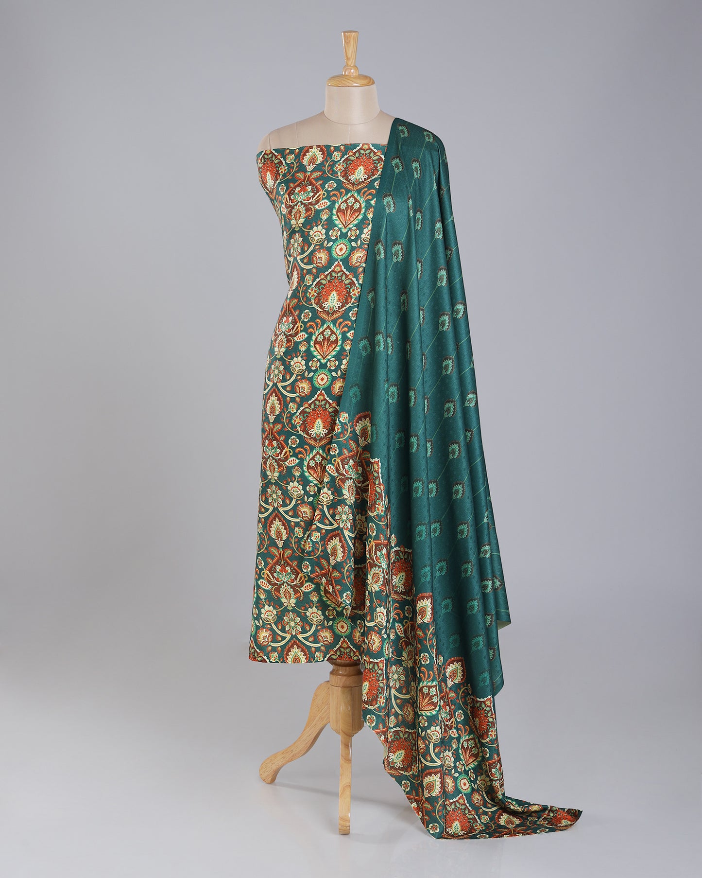 Exclusive 2 Piece Pashmina Unstiched Suit Set Feturing Kurta Dupatta