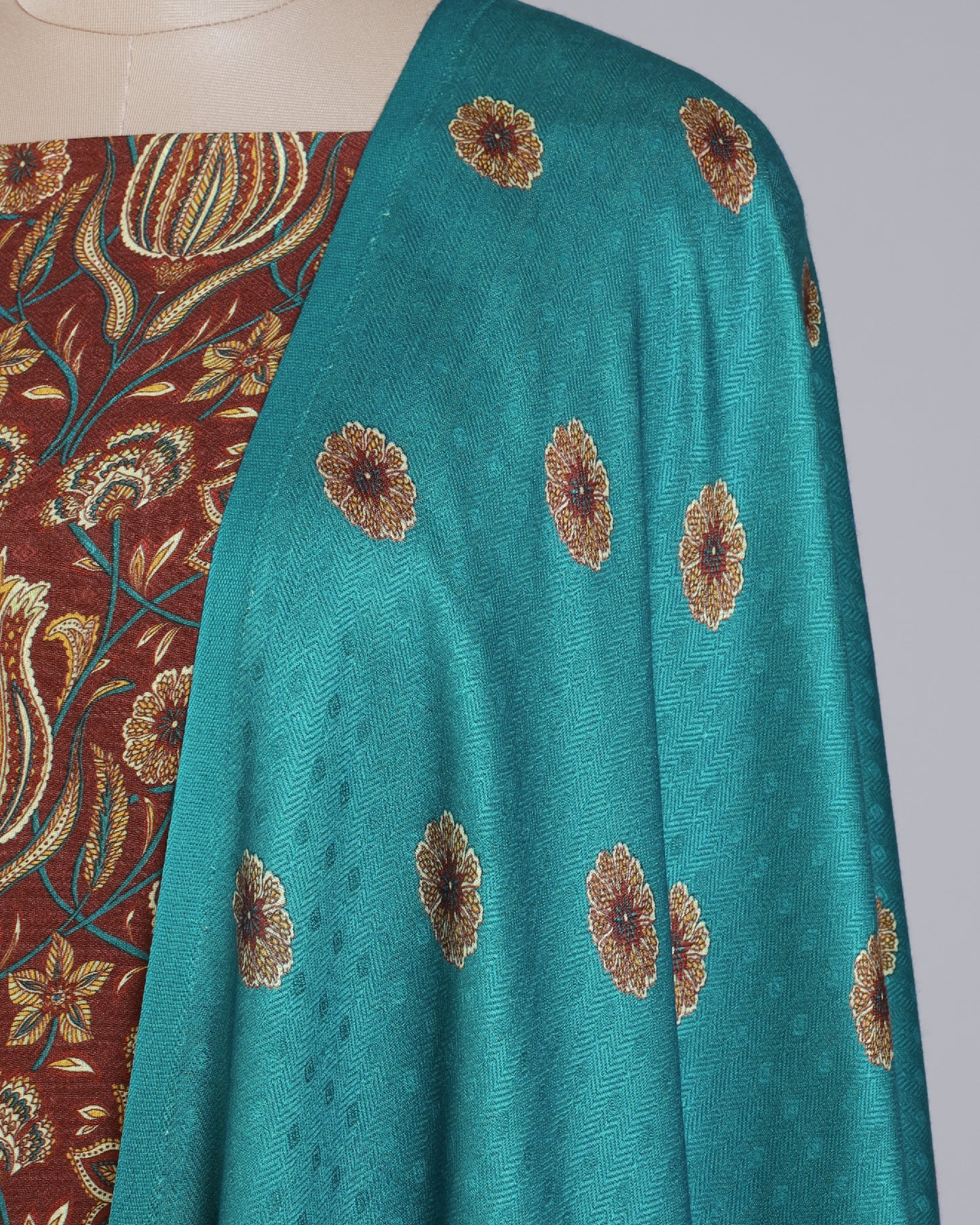 Exclusive 2 Piece Pashmina Unstiched Suit Set Feturing Kurta Dupatta