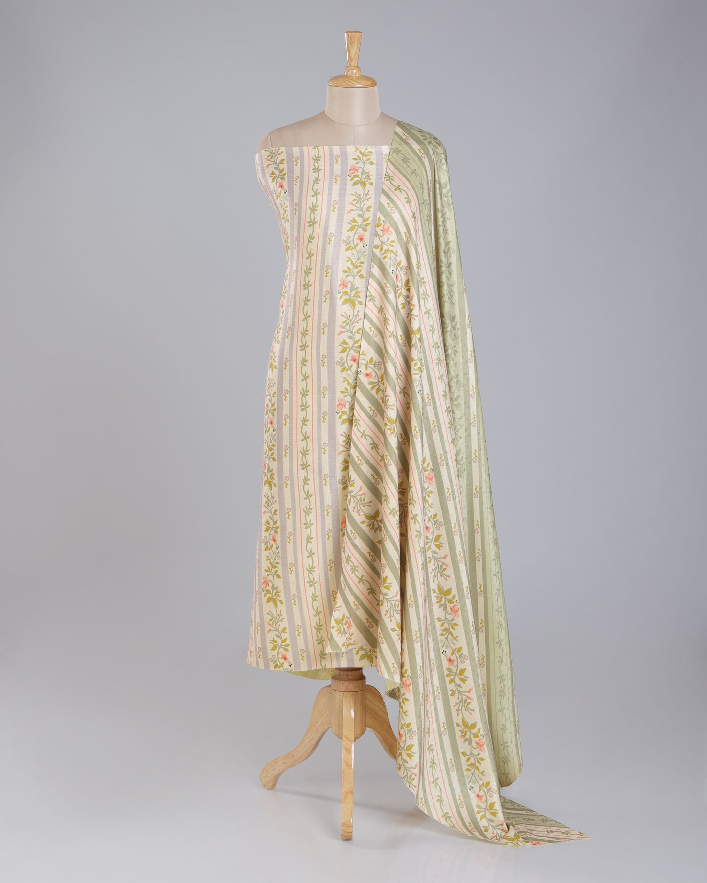 Exclusive 2 Piece Pashmina Unstiched Suit Set Feturing Kurta Dupatta